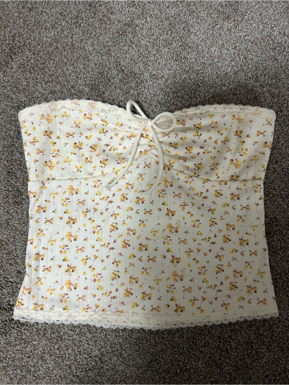 Strapless Floral Lace-Trim Crop Top in Cream and Yellow